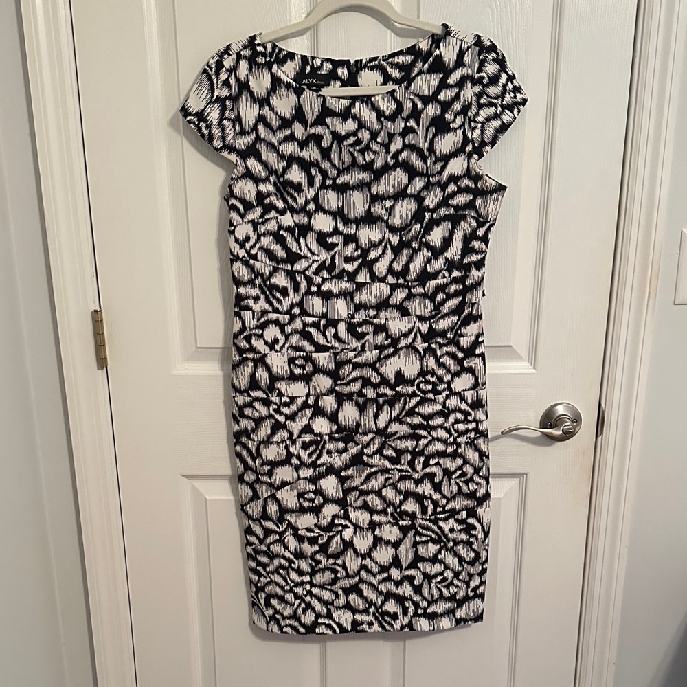 Alyx Black and White Abstract Midi Dress